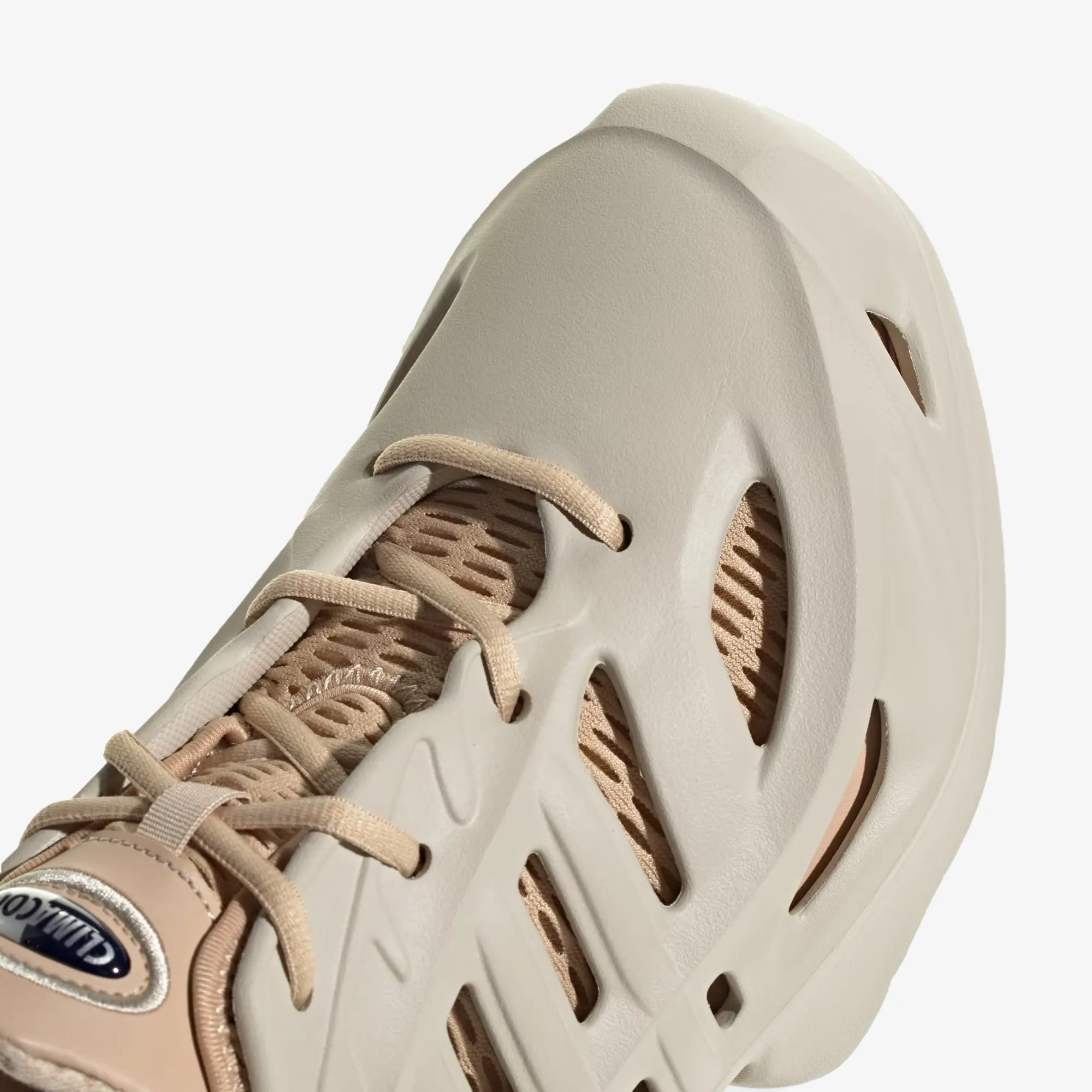 Adidas Originals | ADIFOM CLIMACOOL  { WONDER BEIGE/MAGIC BEIGE