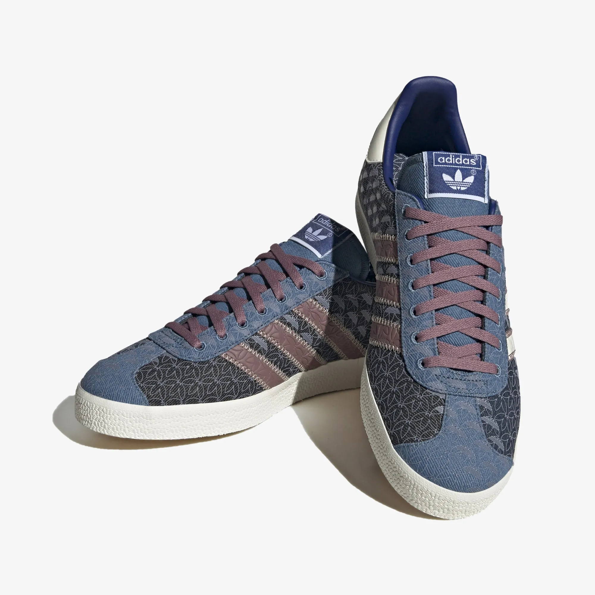 Adidas Originals | GAZELLE  { NIGHT INDIGO/OFF WHITE