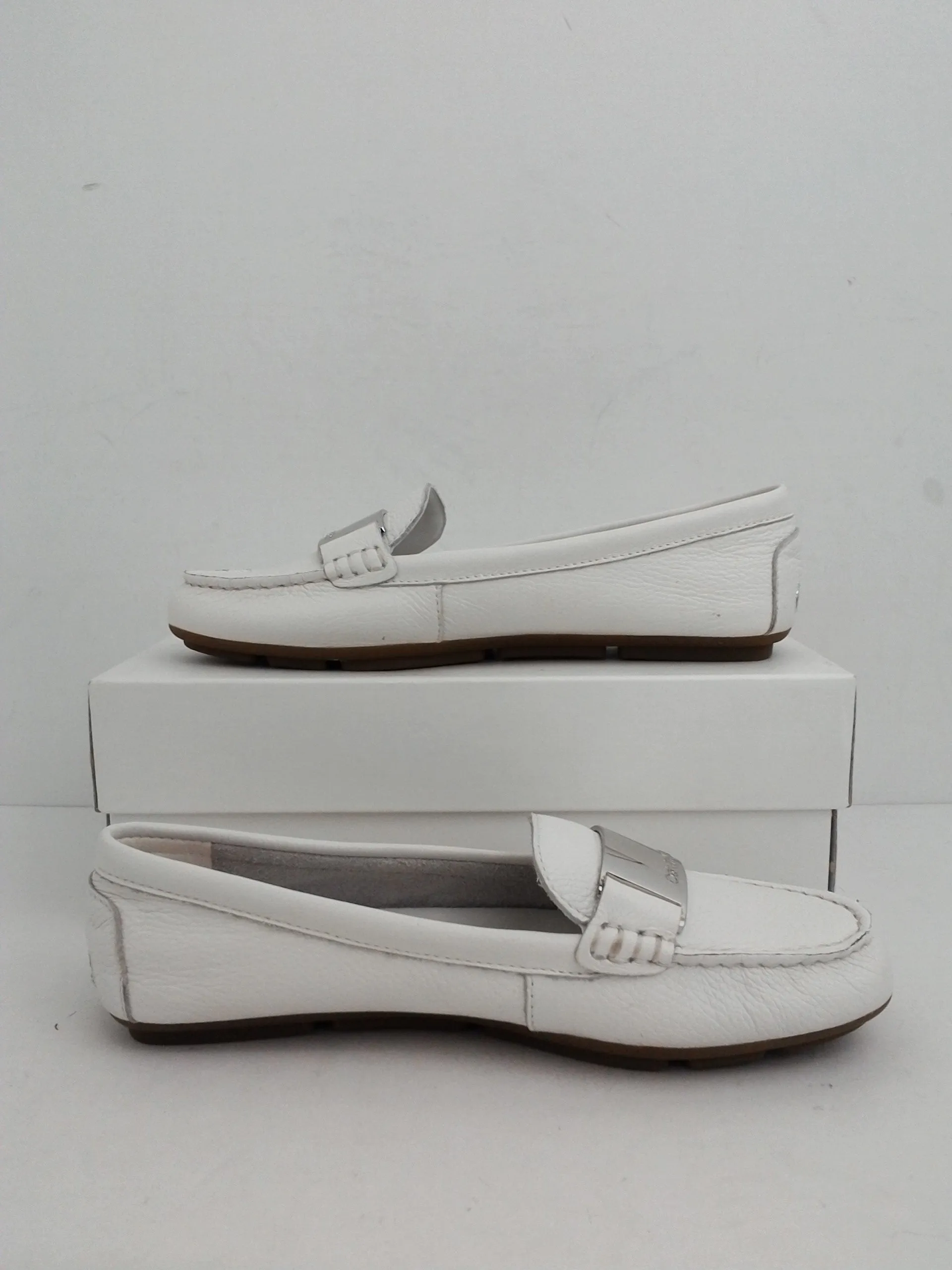 Calvin Klein Women's Lisette White Leather Loafer Size 6.5