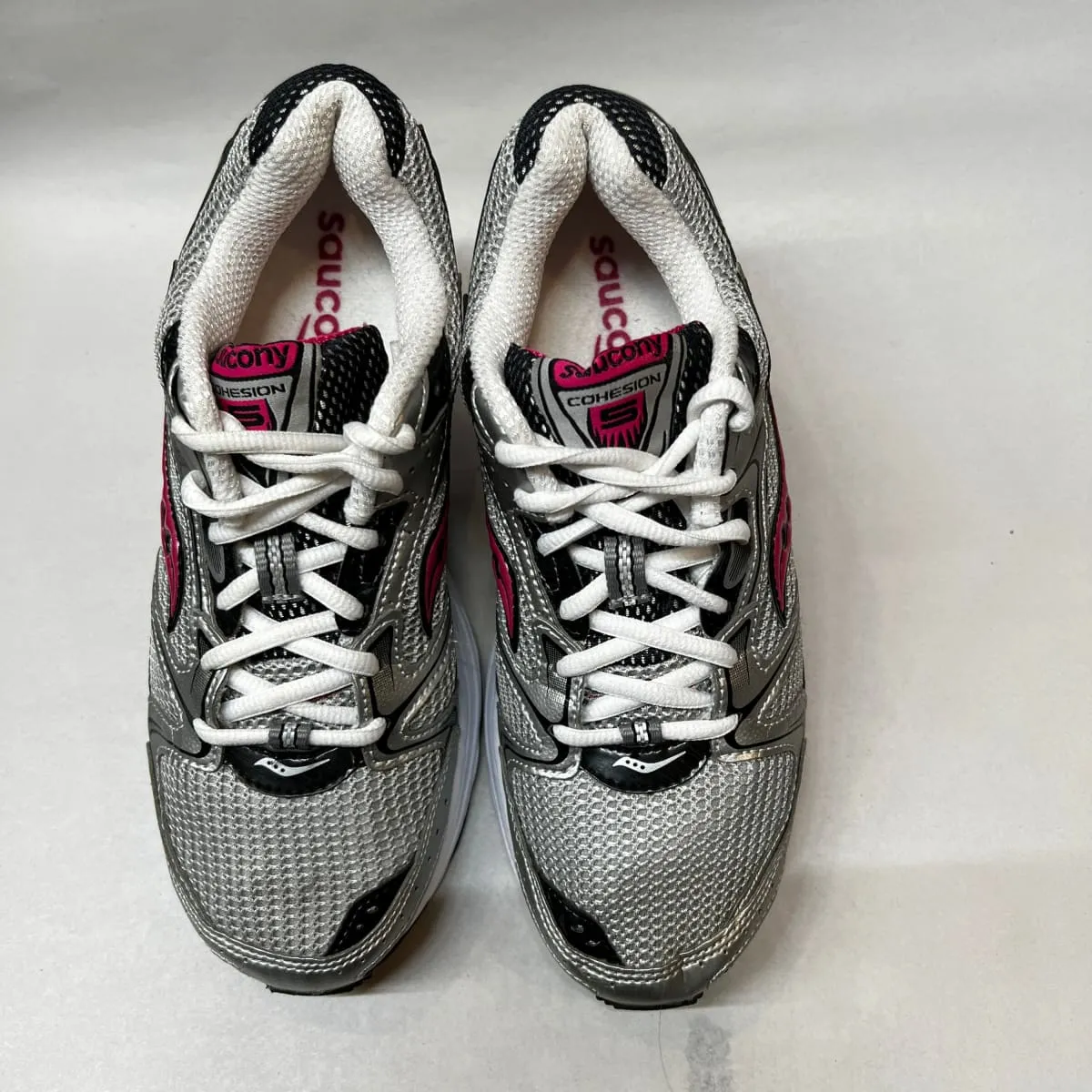 Saucony •Cohesion 5• Running Shoe • Silver/Black/Pink • 7.5 Wide - Preowned