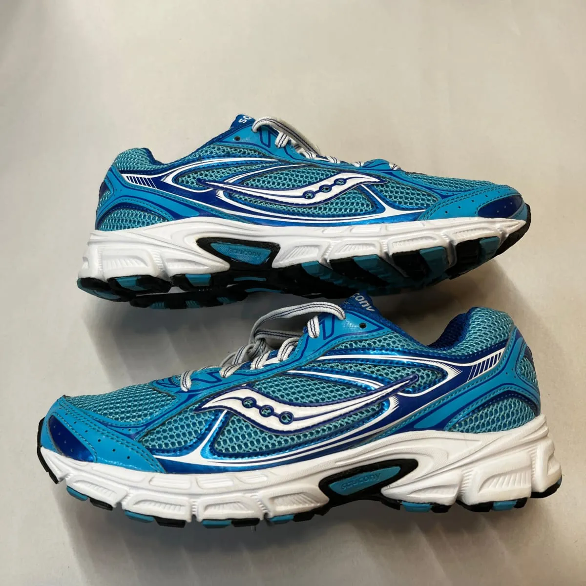 SAUCONY Women's Grid Cohesion 7 -Blue/White- Running Shoe Size 9M - Preowned