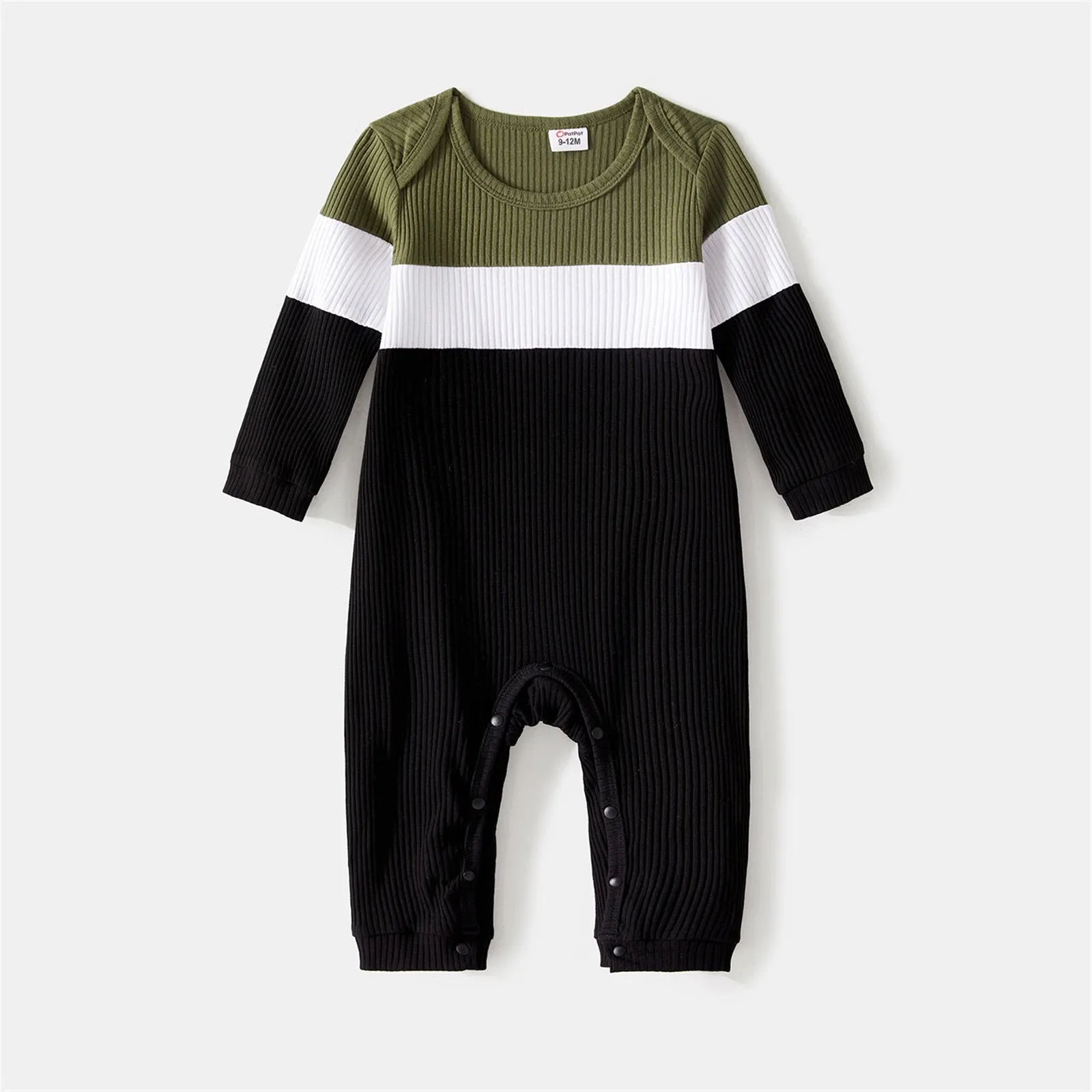 Winter Family Matching Green & Black Outfit - Dress, Romper & Shirt for Mom, Dad and Baby