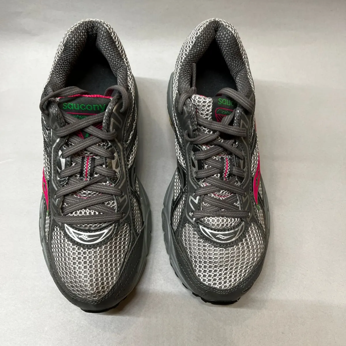 Women's Grid •Cohesion TR7• Trail Running Grey/Green/Fuchsia Size 6.5M -Preowned