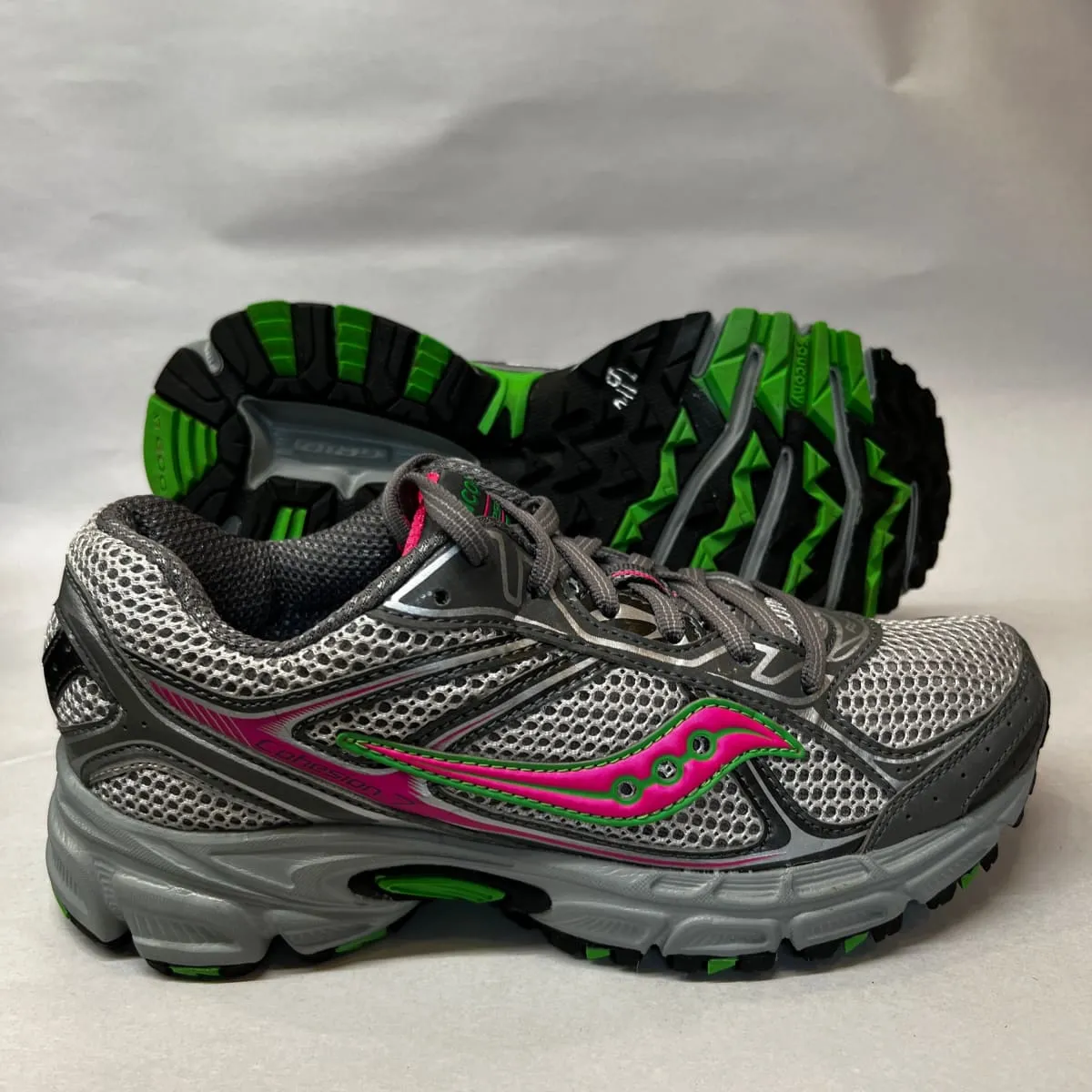 Women's Grid •Cohesion TR7• Trail Running Grey/Green/Fuchsia Size 6.5M -Preowned